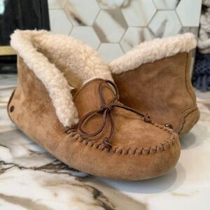 UGG Alena Chestnut Suede Shearling Moccasin Slippers Size 9.5 Women's 1004806